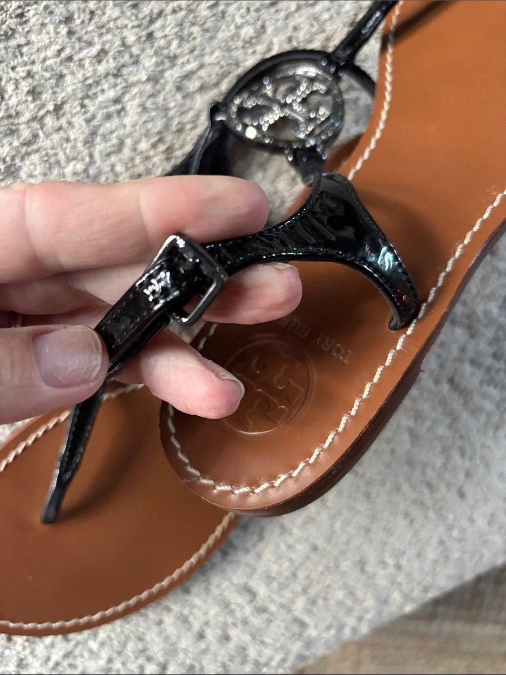 Tory Burch Black Patent Miller Thong Sandals with Brown Leather Footbed